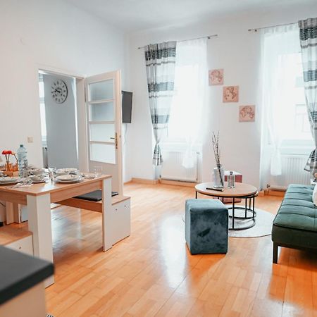 Raimond Apartment Top 27 Виена Екстериор снимка