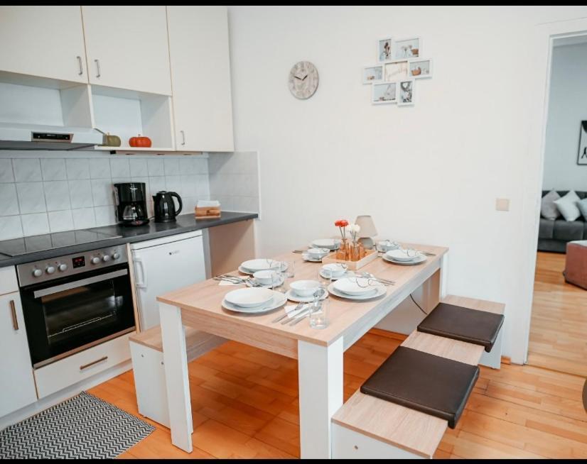 Raimond Apartment Top 27 Виена Екстериор снимка