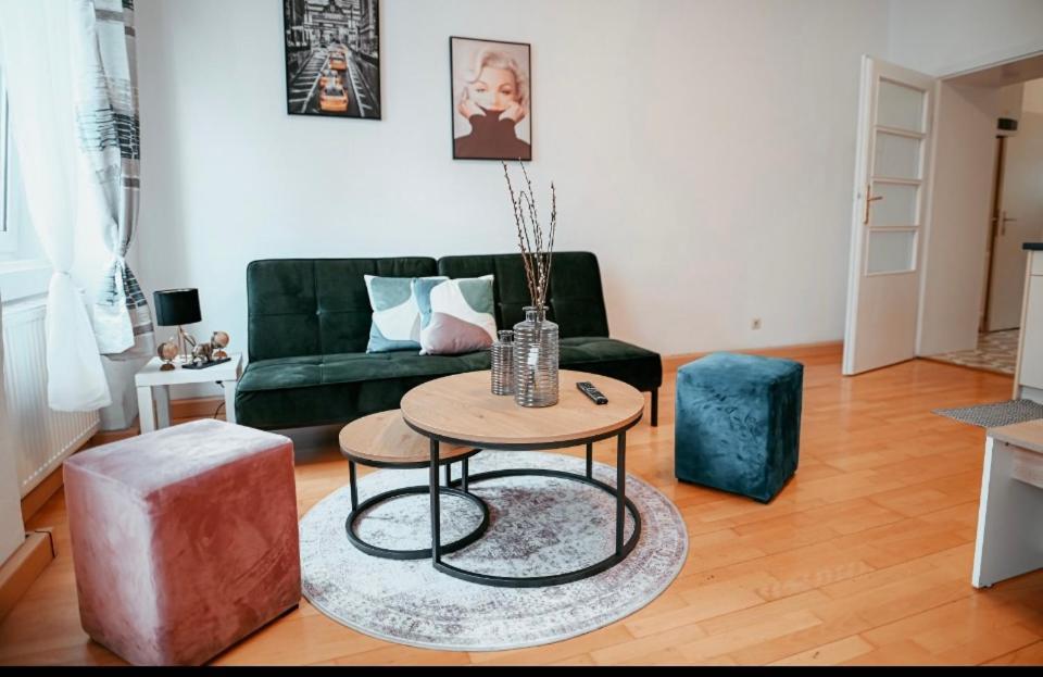 Raimond Apartment Top 27 Виена Екстериор снимка