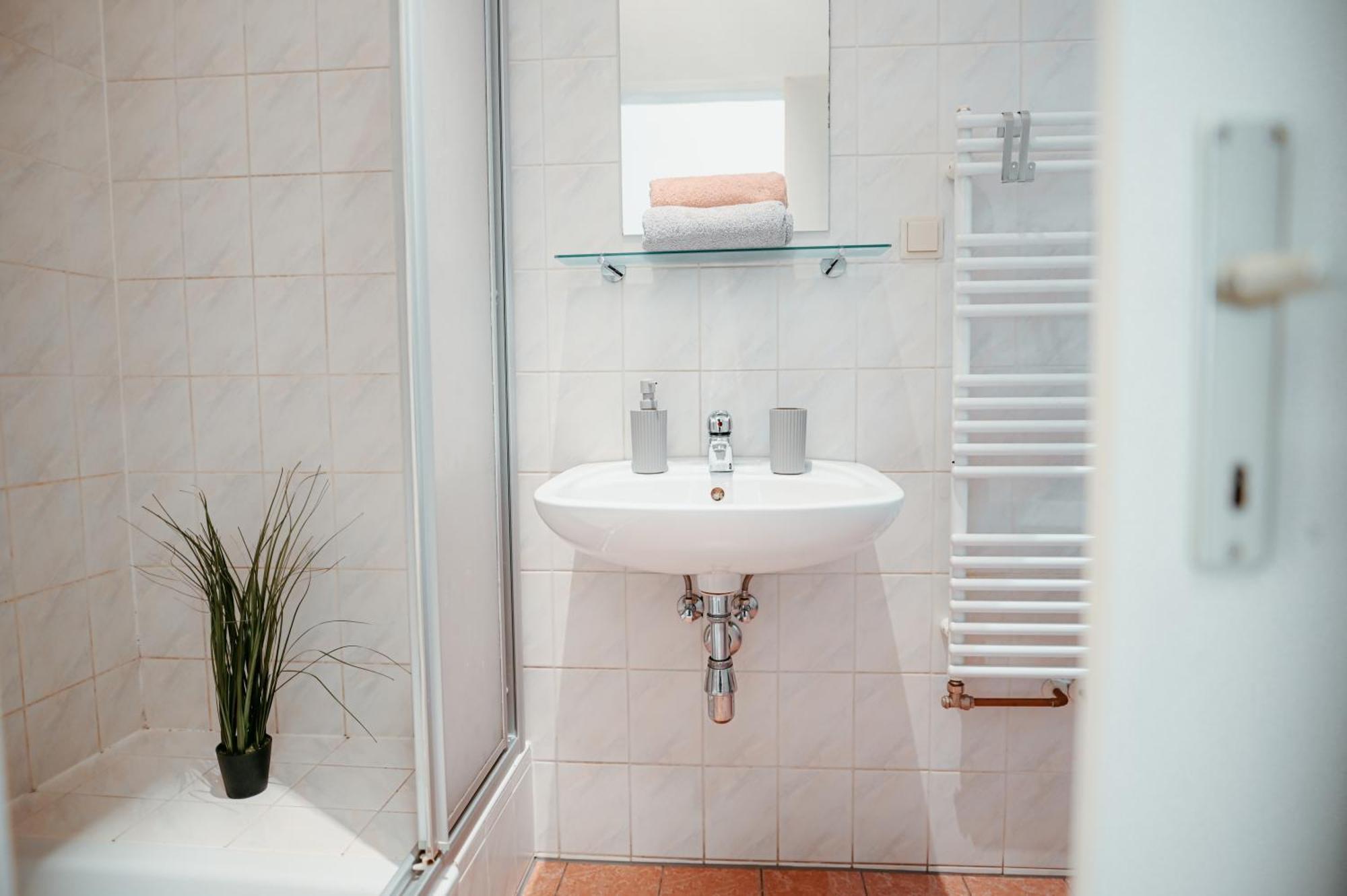 Raimond Apartment Top 27 Виена Екстериор снимка